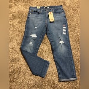 NWT Levis Midrise Boyfriend Jeans 29x27 Medium Wash Distressed Stretch